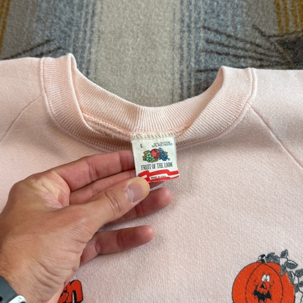 Vintage Fruit of the Loom Halloween Sweatshirt Pink Raglan Ghost Pumpkin Large - Picture 3 of 10